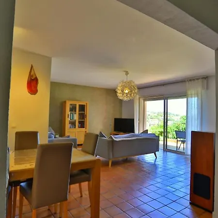 Lantana Luxury